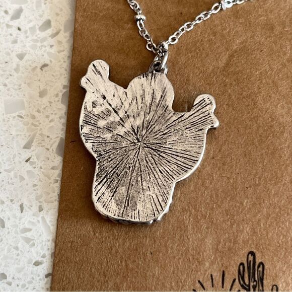 Western Turquoise Stone Decor cactus Pendant Necklace - Picture 4 of 9